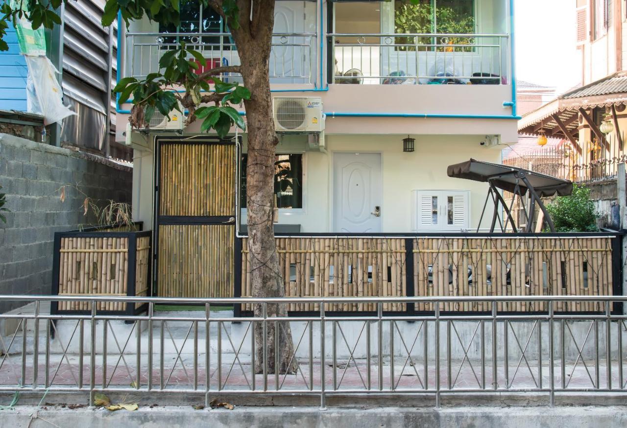 Canal View Lo-Ha Guest House, Contactless Check-In Bangkok Exteriör bild