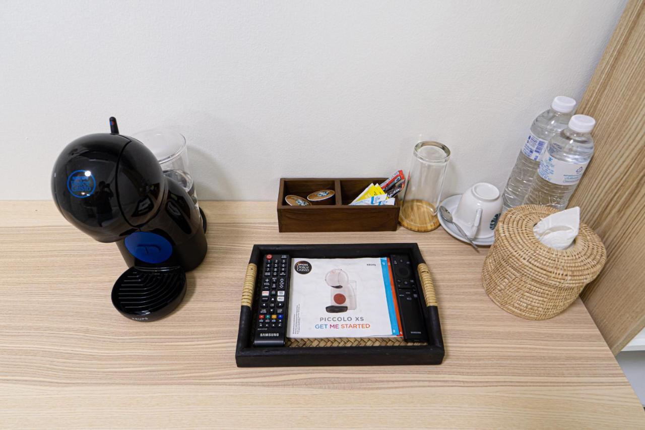 Canal View Lo-Ha Guest House, Contactless Check-In Bangkok Exteriör bild