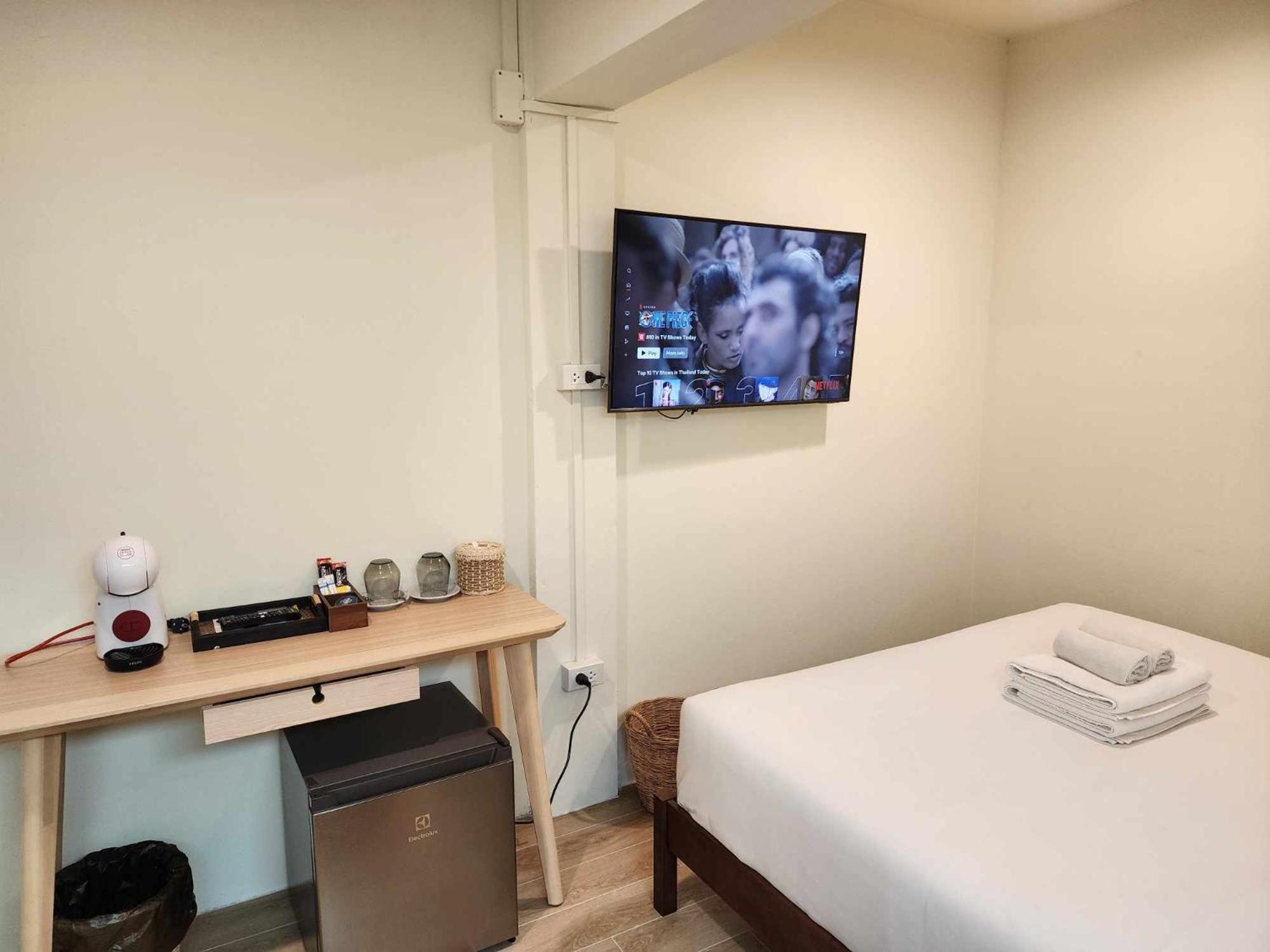 Canal View Lo-Ha Guest House, Contactless Check-In Bangkok Exteriör bild